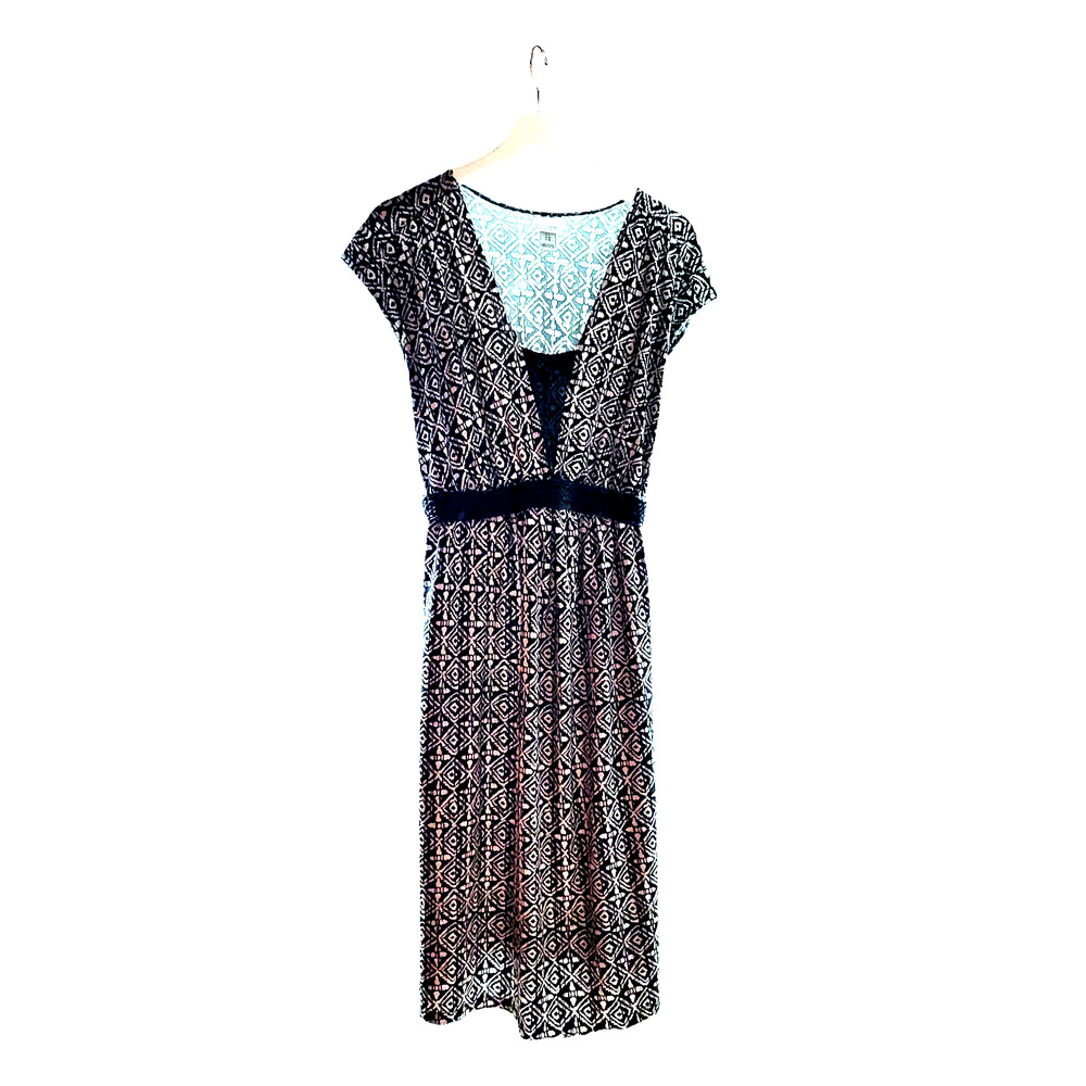 Motherhood Maternity Black White Dress Size LG Fit & Flare Stretch Empire Belt